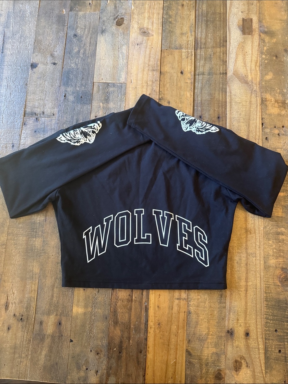 Darc Sport Black Off-Shoulder 'WOLVES' Crop Top with White Graphics